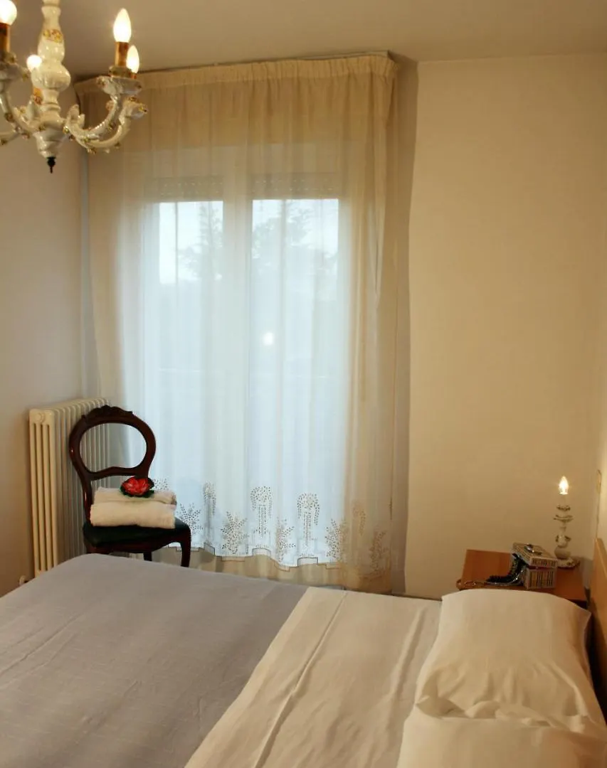 Apartamento Residenza Manuela Riccione 0*,  Italia